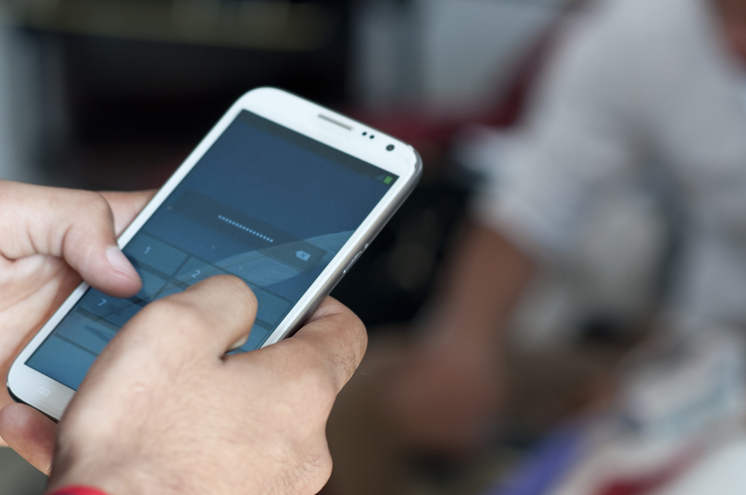 6 reasons to use text messages to benefit your business